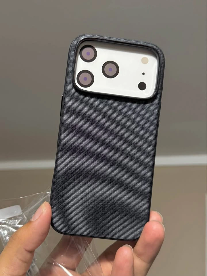 New MagSafe Tech Woven Cases for iPhone 17 Pro/Pro Max - photo 2