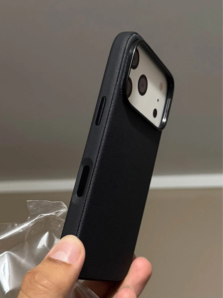 New MagSafe Tech Woven Cases for iPhone 17 Pro/Pro Max - photo 5
