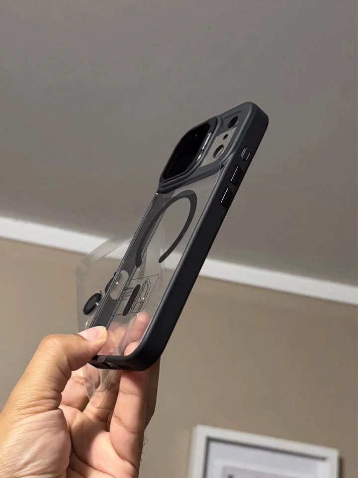 iPhone 17 Pro Max Case with Camera Lens Protector *NEW* - photo 3