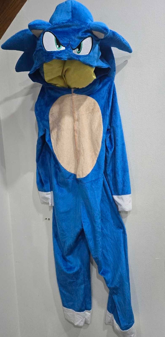 Sonic the Hedgehog Costume Onesie Medium Size