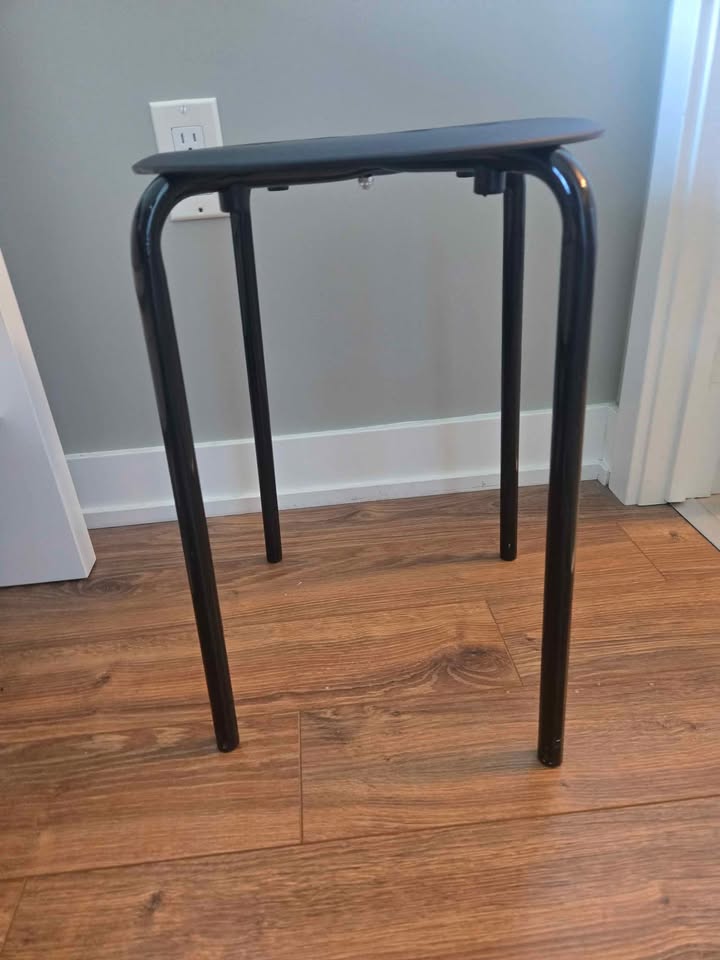 Black stool - indoor or outdoor - photo 4