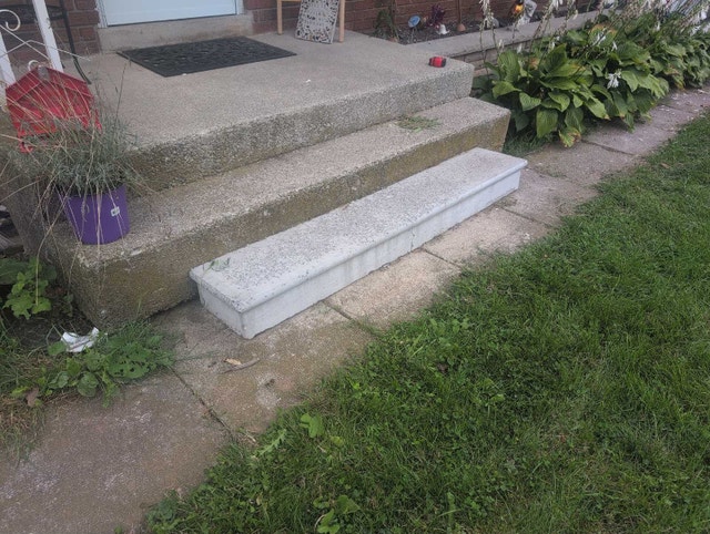 25 24x30 patio stones and 1 step free - photo 2