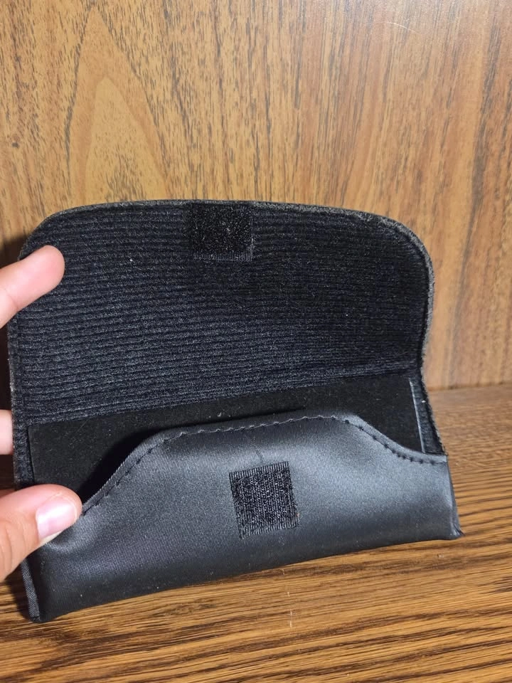Black Eyeglasses Case with Velcro - photo 2