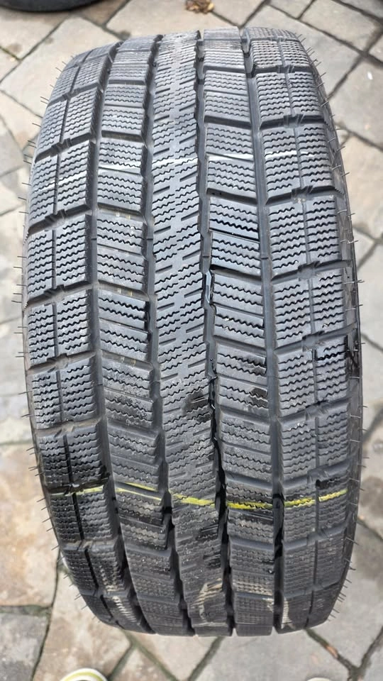 245/45/18 Joyroad winter tires 90% tread - photo 2