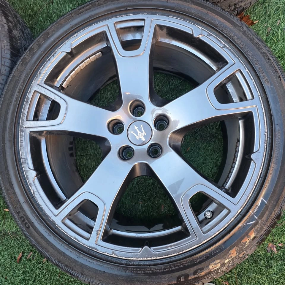20 inch Maserati OEM alloy rims 5x114.3 with tires 90% tread - photo 2