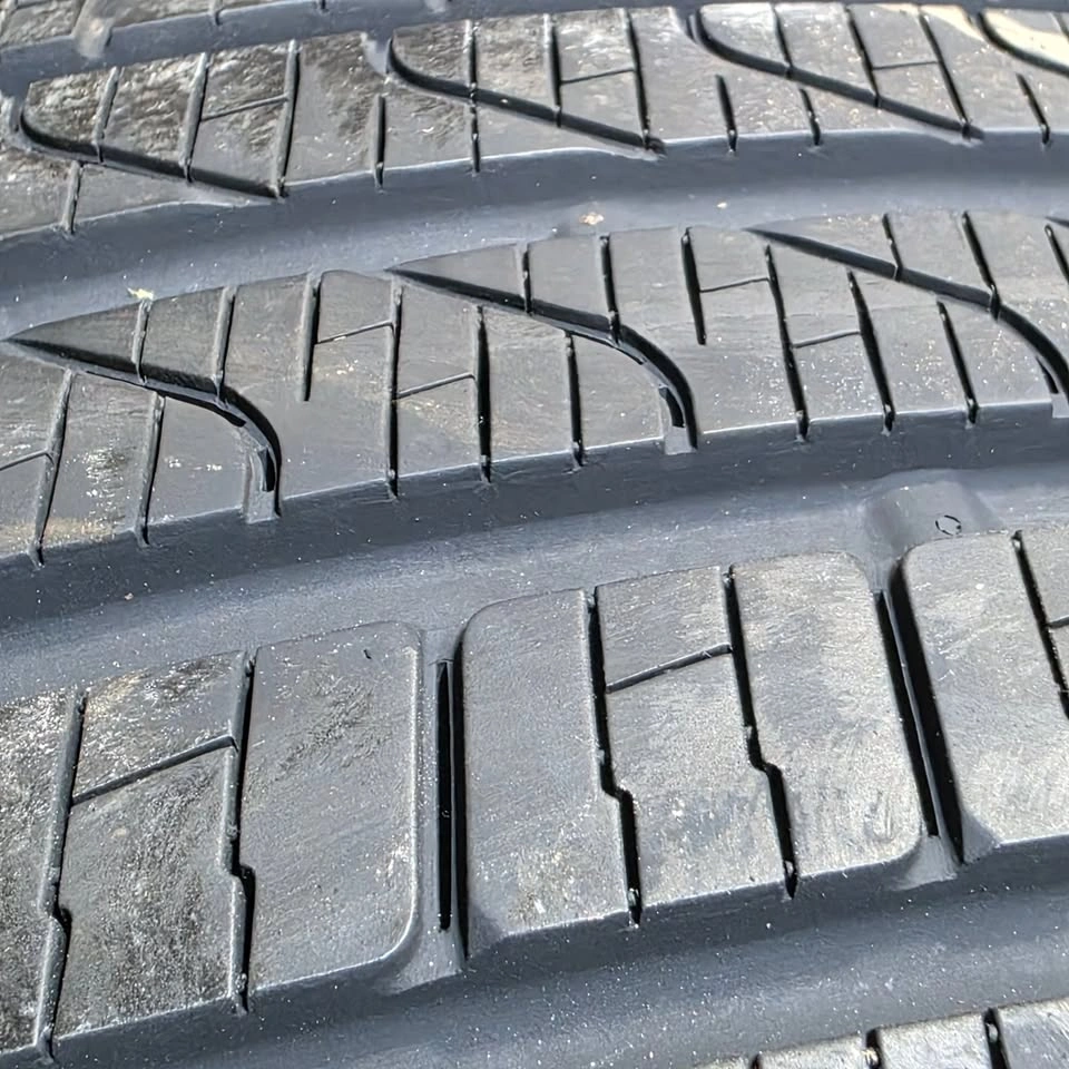 225/55/18 Pirelli All Season Tires (95% Tread, No Rims) - photo 4