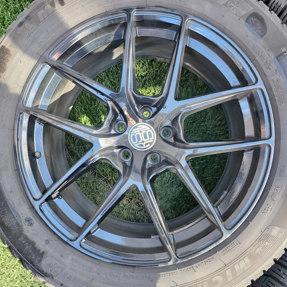 BMW X5 19" Michelin Winter Tires with RSSW Rims & TPMS - photo 2