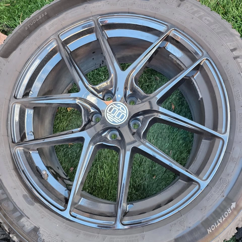 BMW X5 19" Michelin Winter Tires with RSSW Rims & TPMS - photo 5