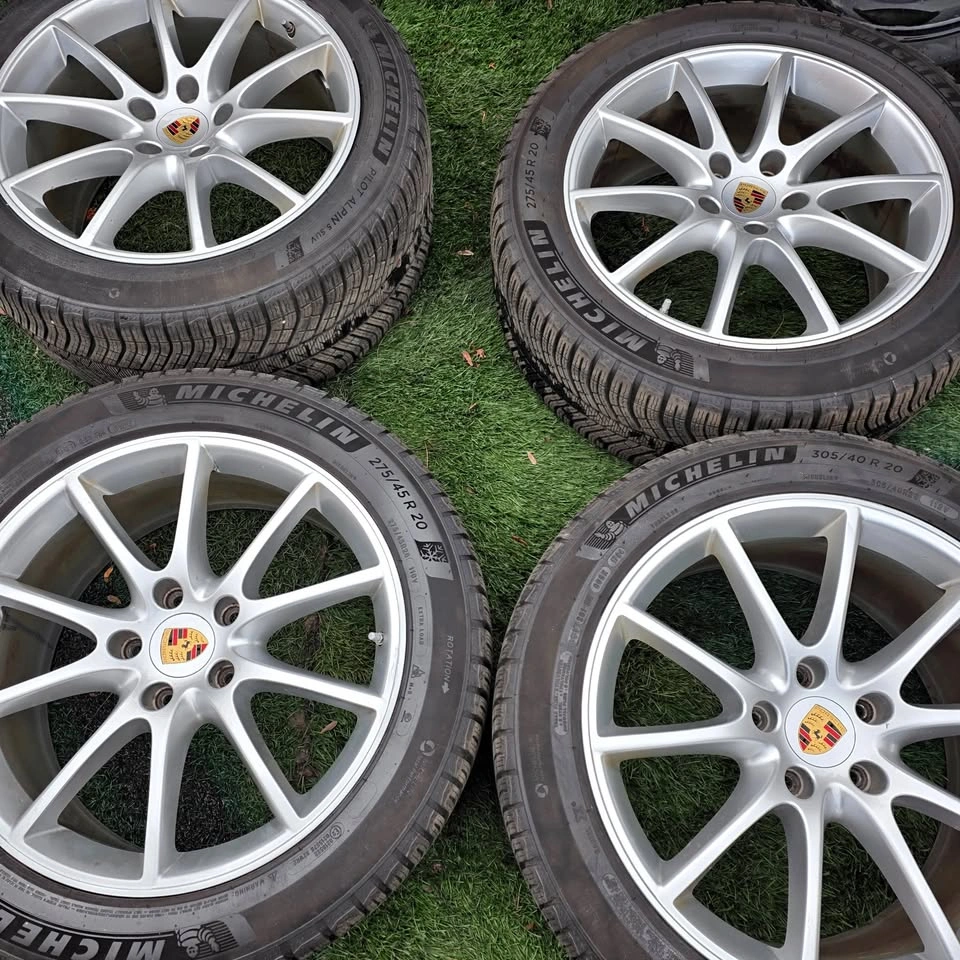 20 inch Porsche Cayenne OEM rims with Michelin winter tires