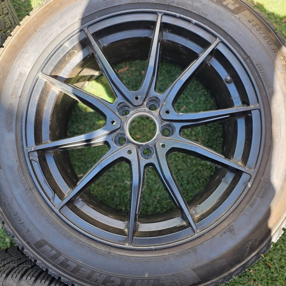 235/60/18 Michelin Winter Tires 90% Tread with Black Alloy Rims - photo 3