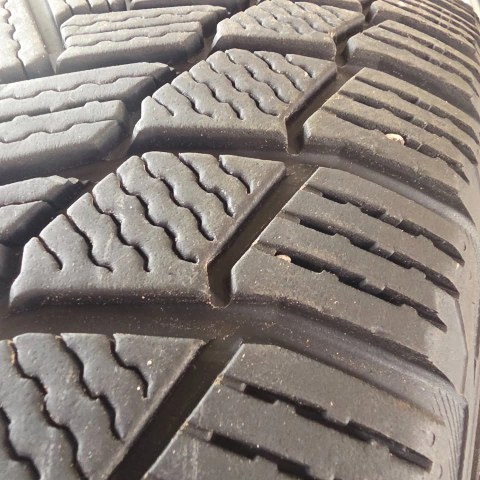 235/55/19 Michelin winter tires 85% tread with steel rims 5x114. - photo 5