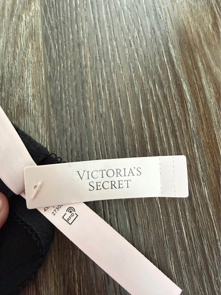 NEW Victoria’s Secret Bra 34C - photo 4