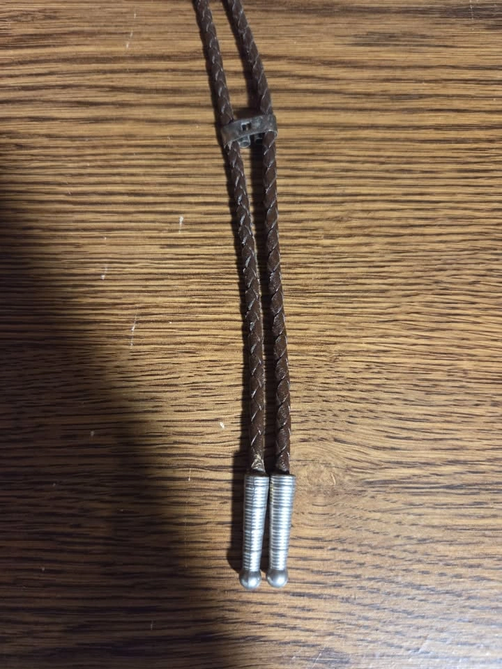 Braided Brown Leather Bolo Tie without Ornament - photo 2