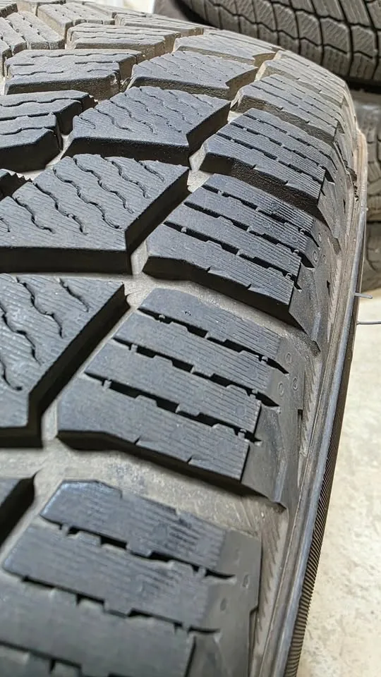 235/65/17 michelin winter tires 95% tread image indicator(6)