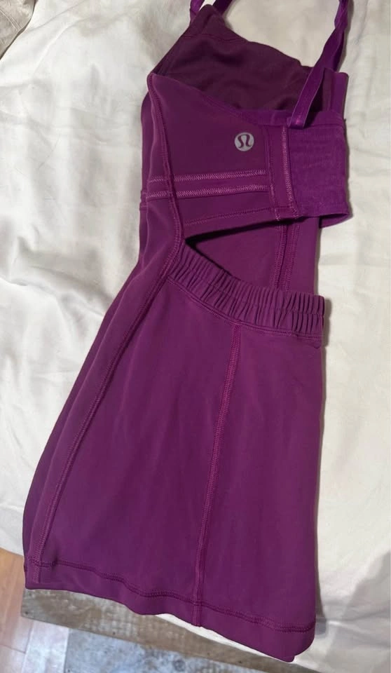 Lululemon Purple Patience Cross Back Athletic Tank Top Size 4 - photo 3