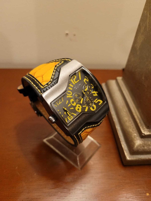 Brand New Oulm Black and Yellow Dual Time Men's Watch - photo 3