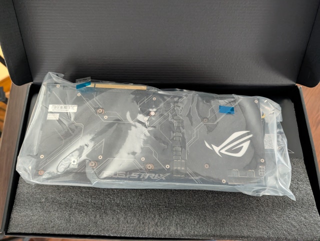 ASUS ROG Strix RTX 2080 Super 8GB - photo 2