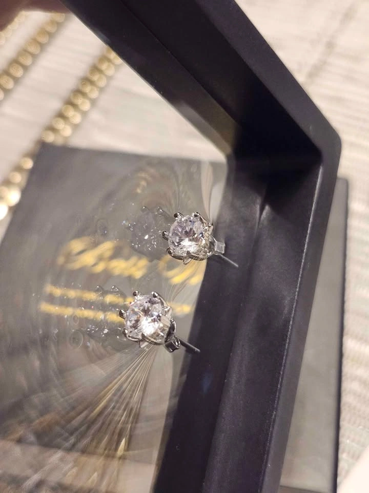 Moissanite 1 Carat Each Round Cut Stud Earrings - photo 3