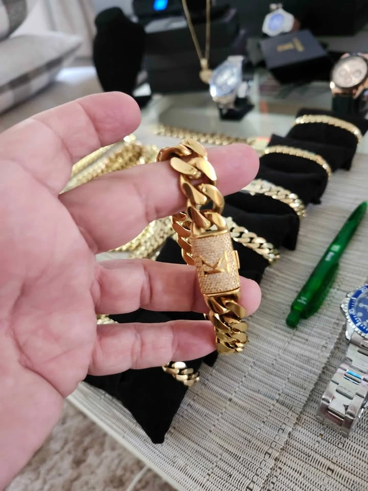 Gold-Toned Cuban Link Bracelet with Iced Out K Clasp - photo 3
