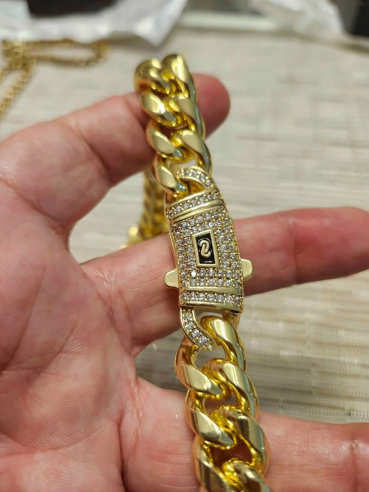 14K Gold Plated Cuban Link Chain Necklace - photo 2