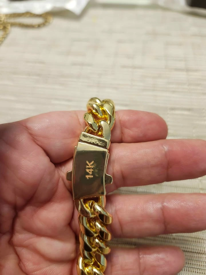 14K Gold Plated Cuban Link Chain Necklace - photo 3