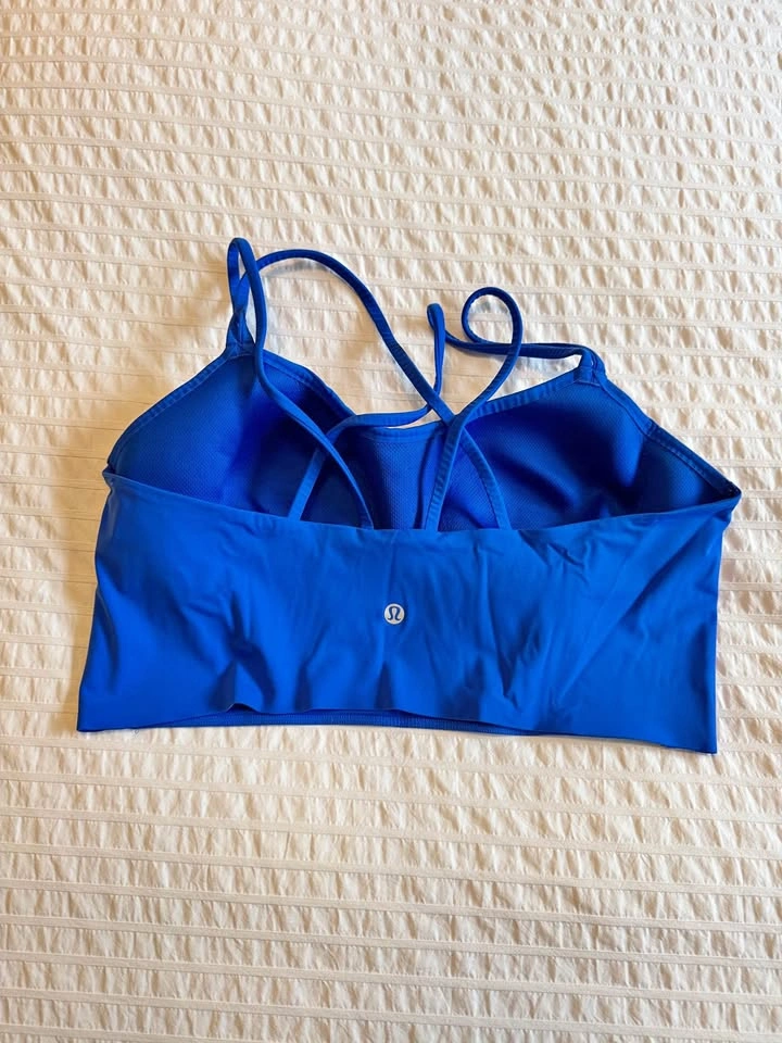 Lululemon Like a Cloud Longline Sports Bra Blue - size 14