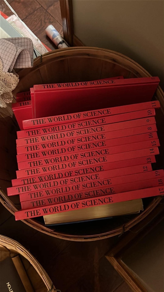 The World of Science Book Collection - photo 2