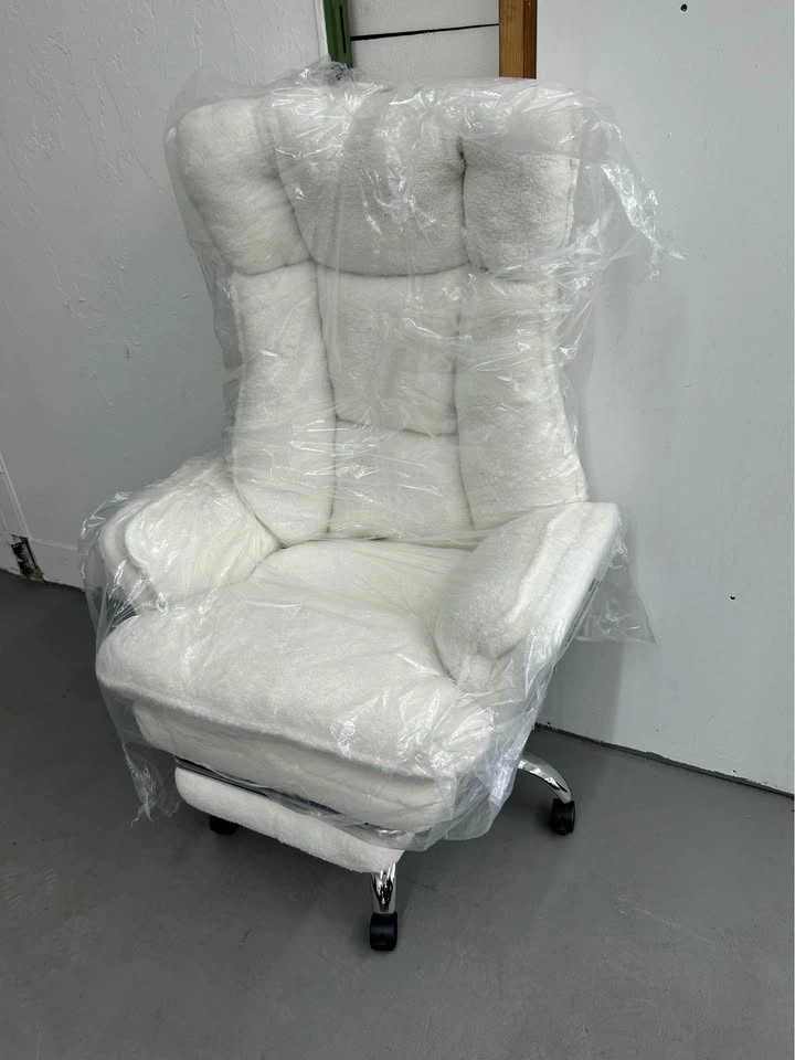 Big & Tall Office Chair with Flip-Up Armrests & Foot Rest - photo 3