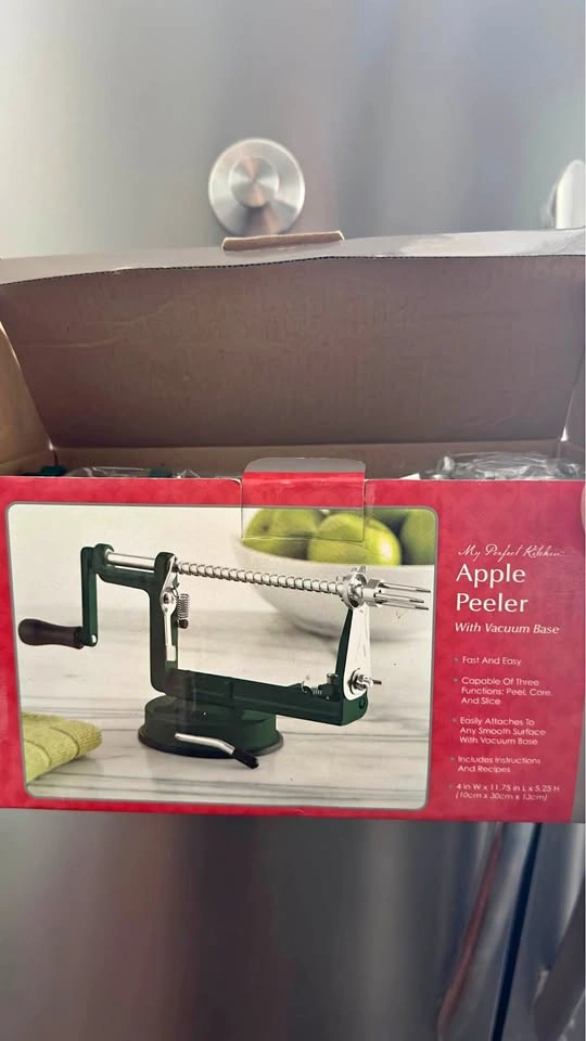 My Perfect Kitchen Apple Peeler with Vacuum Base