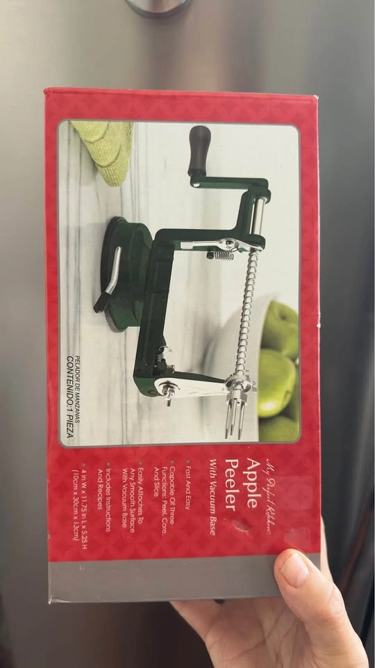 My Perfect Kitchen Apple Peeler with Vacuum Base - photo 3