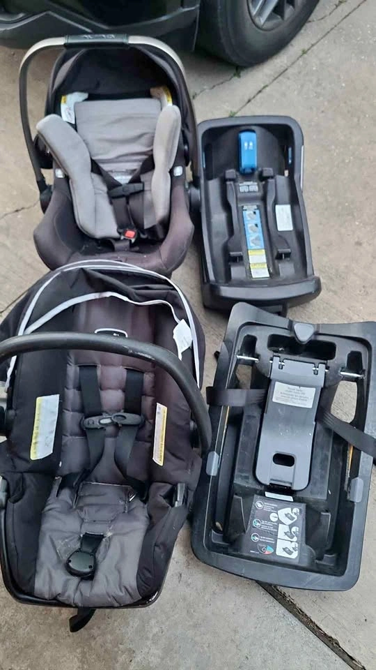 Nuna Car seat w insert