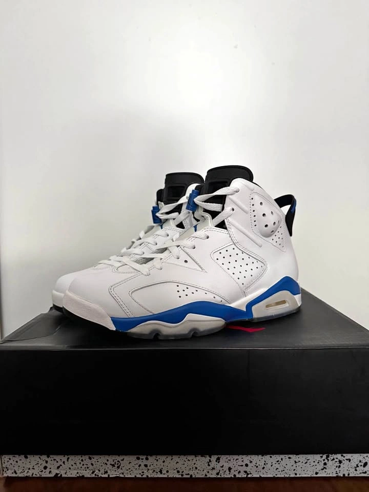 Jordan 6 “Sports Blue” 2014 - Size 8.5