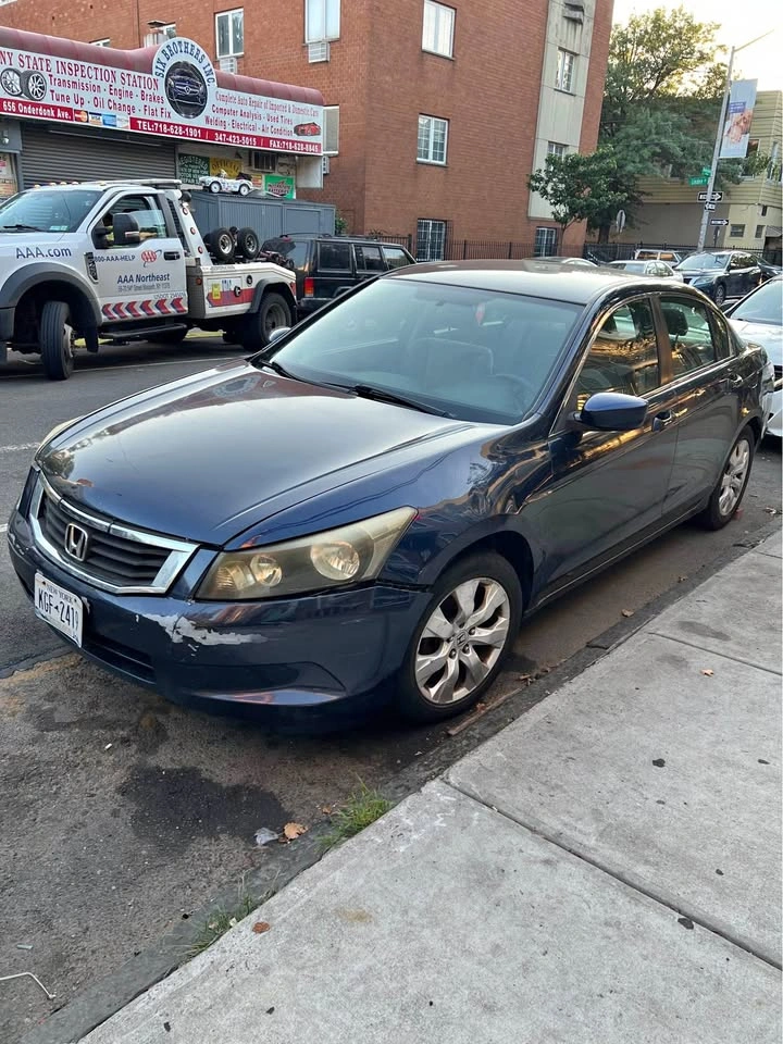 2010 Honda Accord · LX Sedan 4D