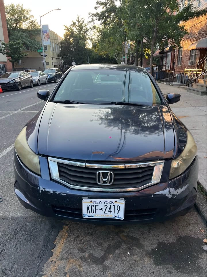 2010 Honda Accord · LX Sedan 4D - photo 2