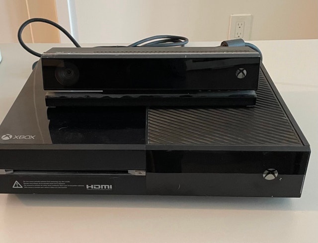 Microsoft Xbox One Console Bundle - photo 2