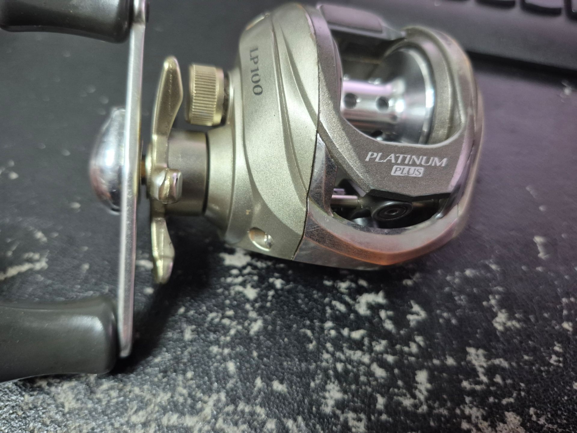 Pinnacle Platinum Plus LP100 baitcaster fishing reel - photo 5