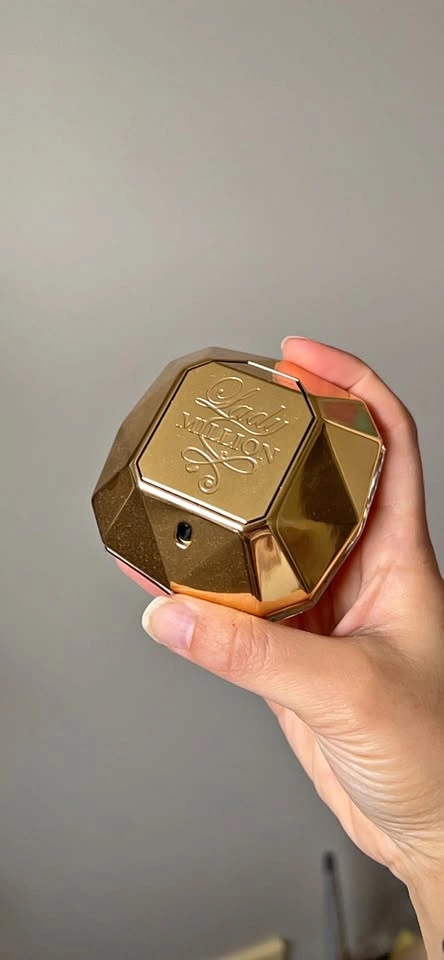 Lady MILLION Perfume