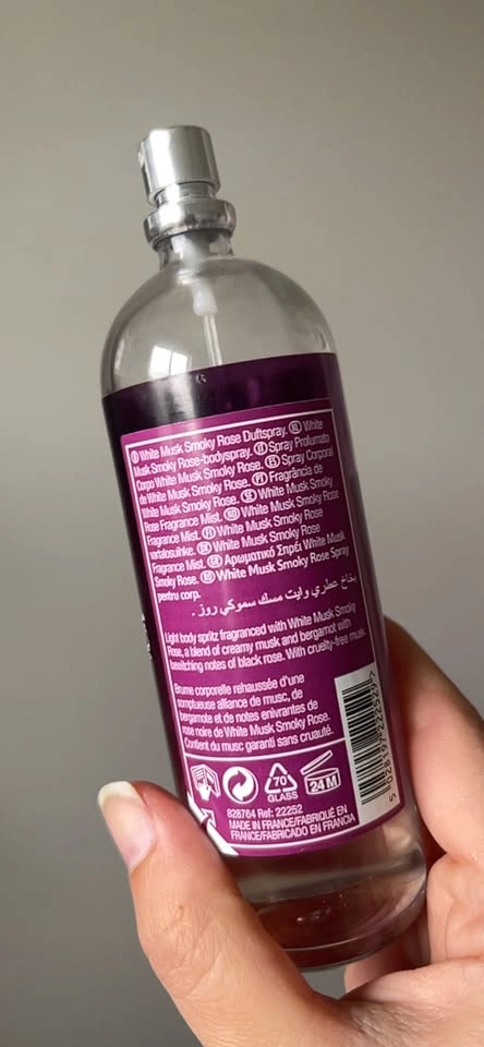 The Body Shop White Musk Smoky Rose Fragrance Mist 100 ml - photo 2