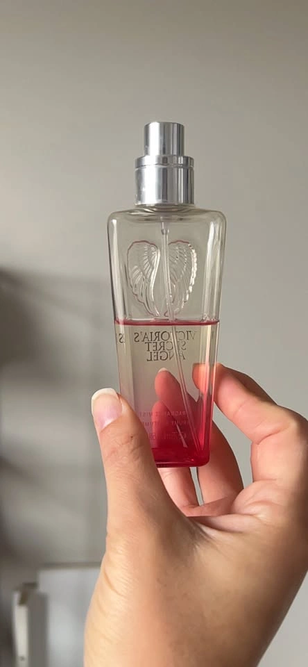 Victoria's Secret Angel Fragrance Mist 75ml - photo 3