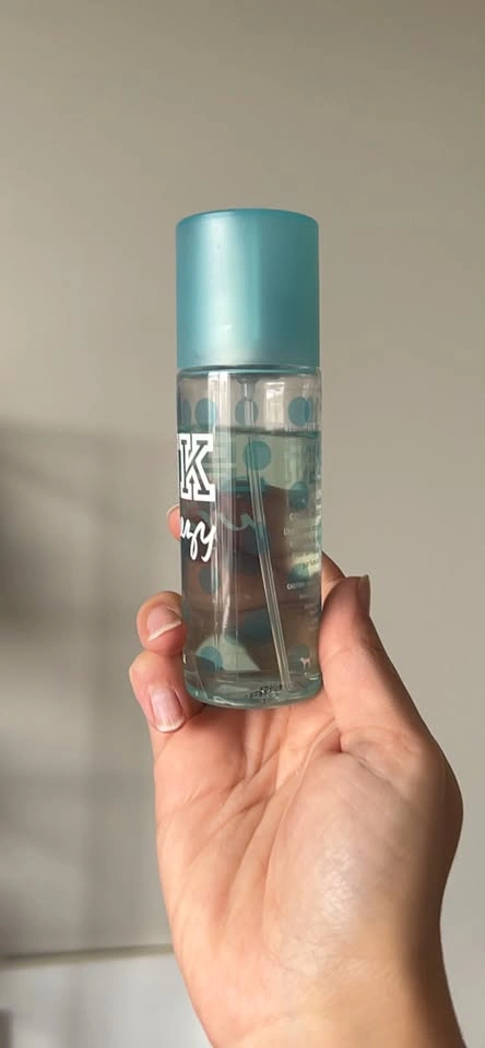 PINK Victoria's Secret Wild & Breezy Body Mist - photo 2