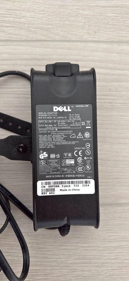 Dell 90W Laptop Charger D-Series E-Series
