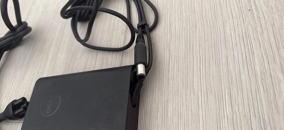 Dell 65w Laptop Charger 6TFFF - photo 2