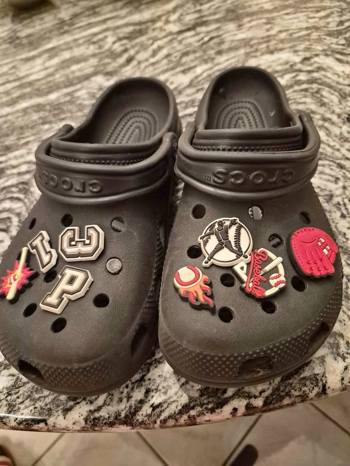 Black Crocs Classic Clogs Junior Size 5