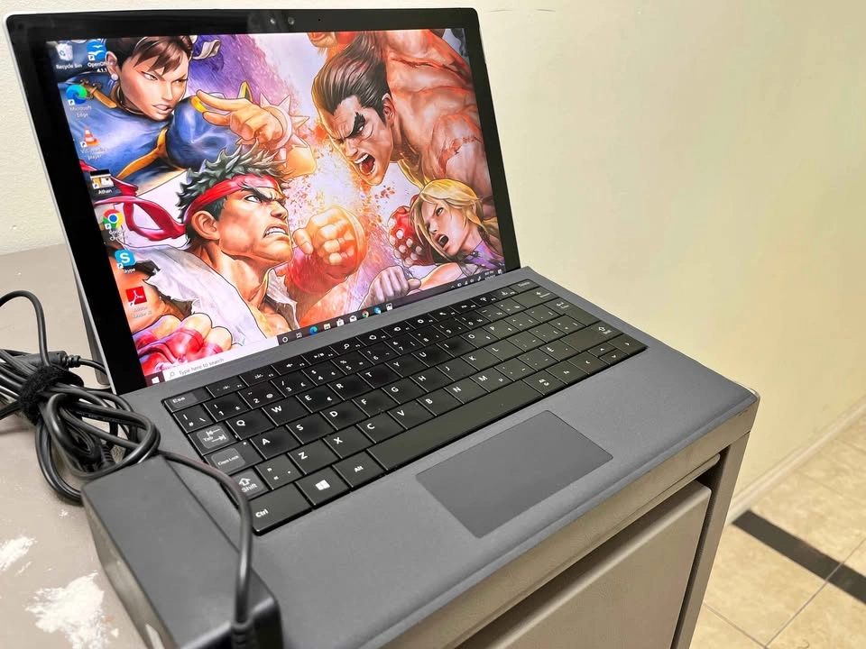 Microsoft Surface Pro i5 8GB RAM 128GB SSD Windows 11 - photo 2