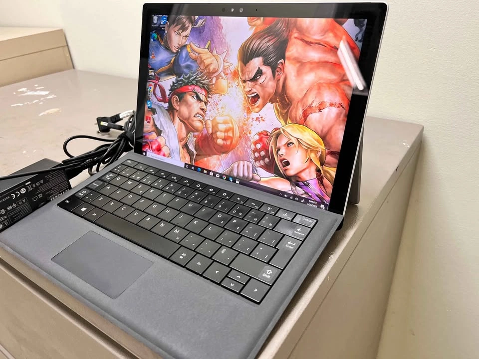 Microsoft Surface Pro i5 8GB RAM 128GB SSD Windows 11 - photo 4