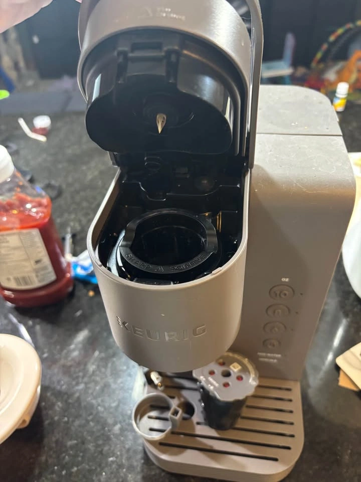 KEURIG® K-EXPRESS ESSENTIALS® SINGLE SERVE COFFEE MAKER - photo 3