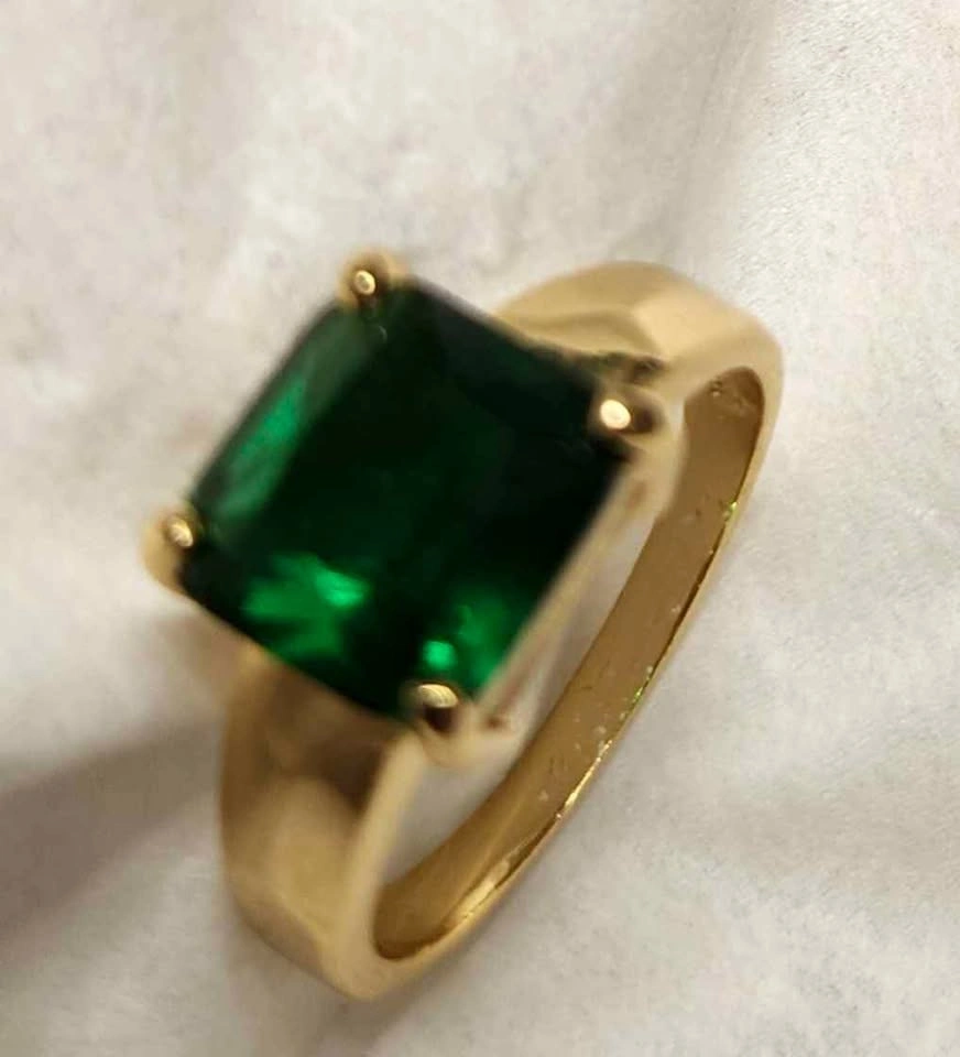 Faux Emerald Solitaire Ring 10k Plated Size 10 - photo 3