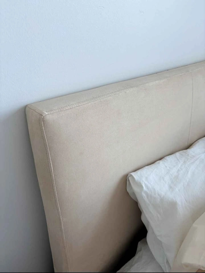 King Sized Bed Frame with Box Springs - photo 3