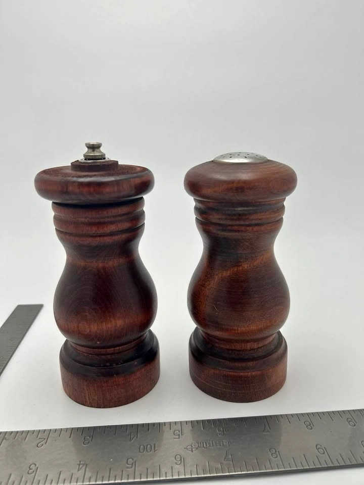 Vintage Baribocraft Canada Wooden Salt & Pepper Set – 1970s