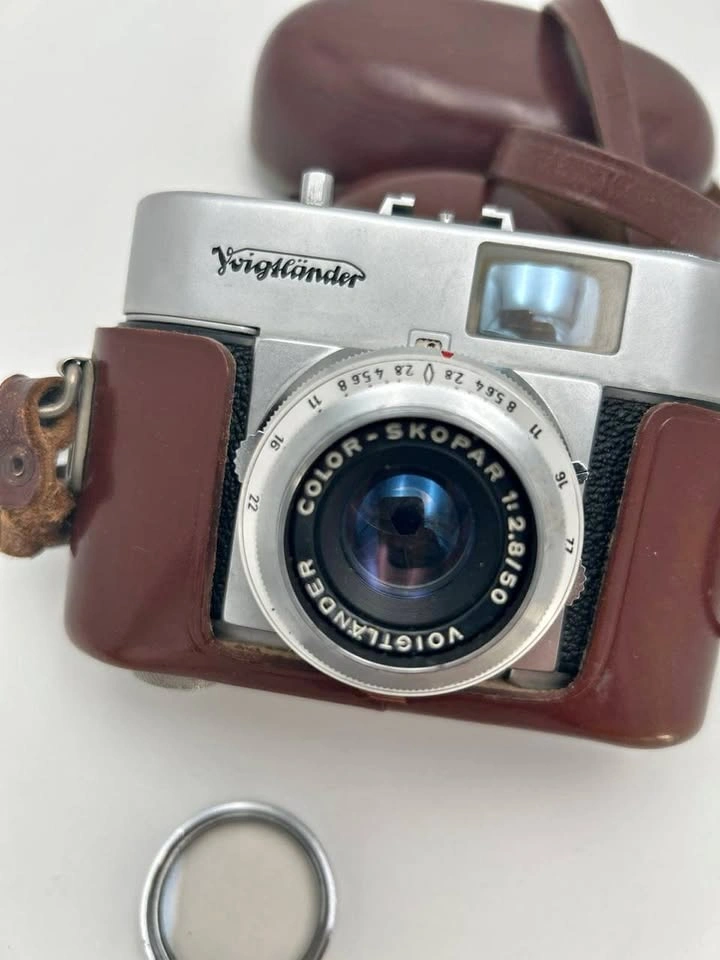 Vintage Voigtlander Vito B 35mm Camera – Color-Skopar f/2.8